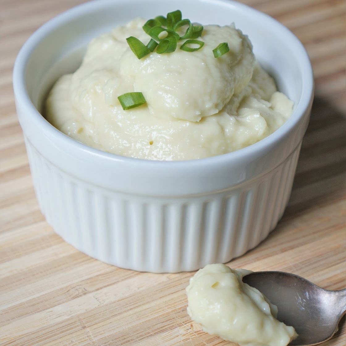 Garlic Mayo | Lebanese Toum (paleo, AIP, vegan)