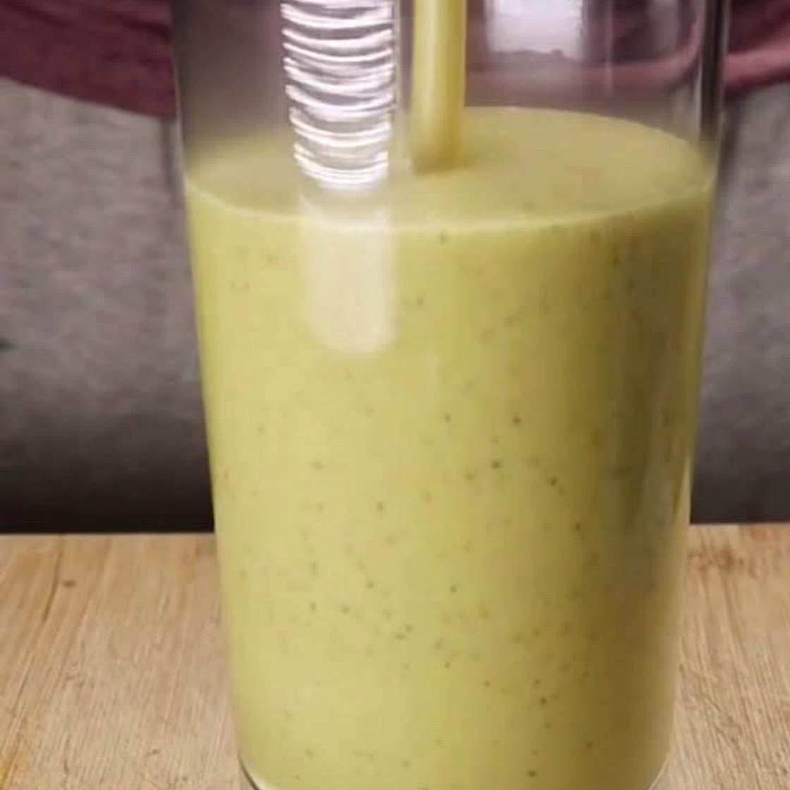 Smoothie: Mango, Banana, Turmeric and Ginger