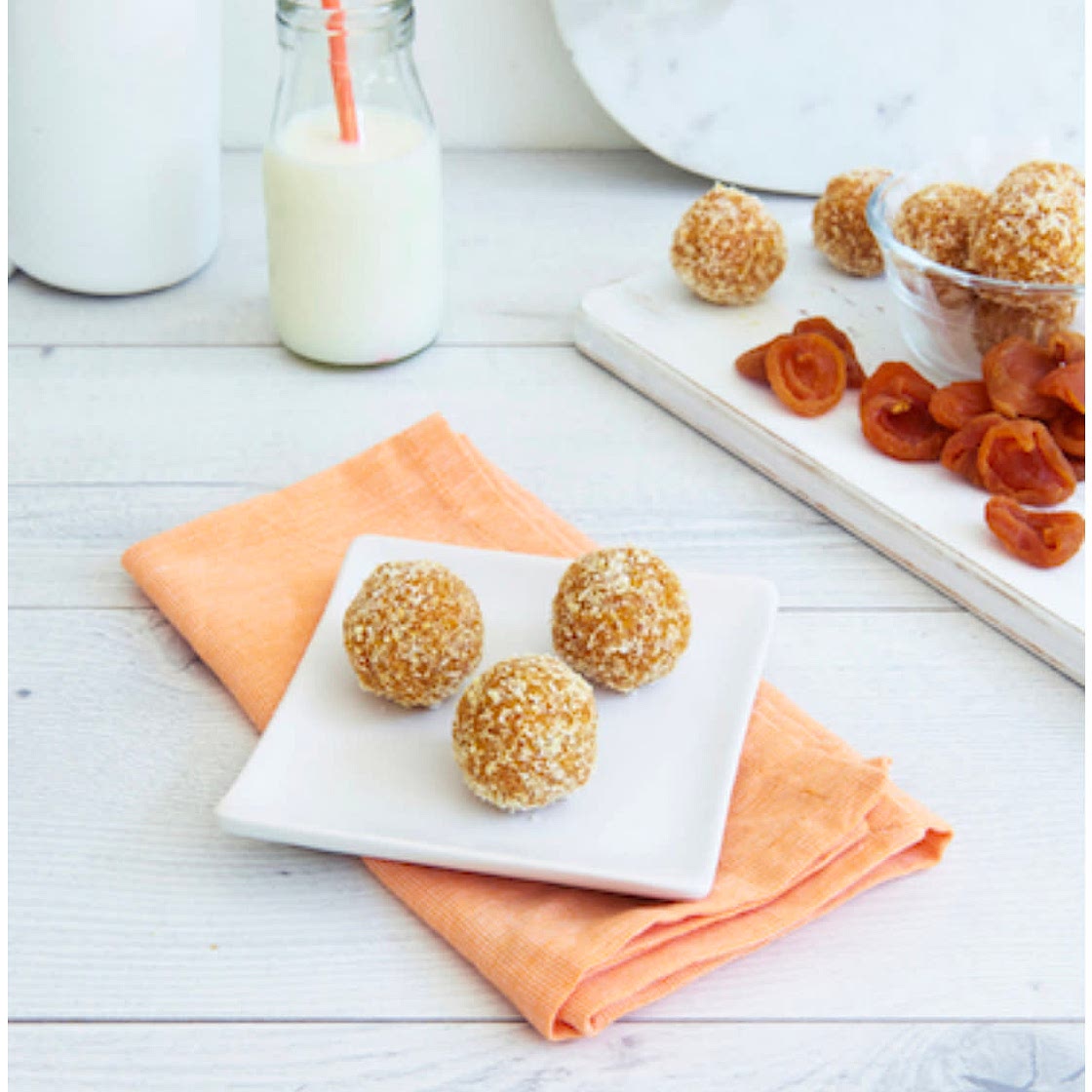 Apricot and Oat Bliss Balls