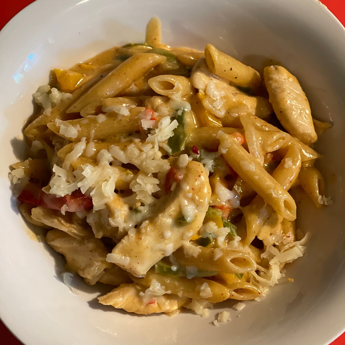 One Pot Chicken Fajita Pasta Recipe by Tasty
