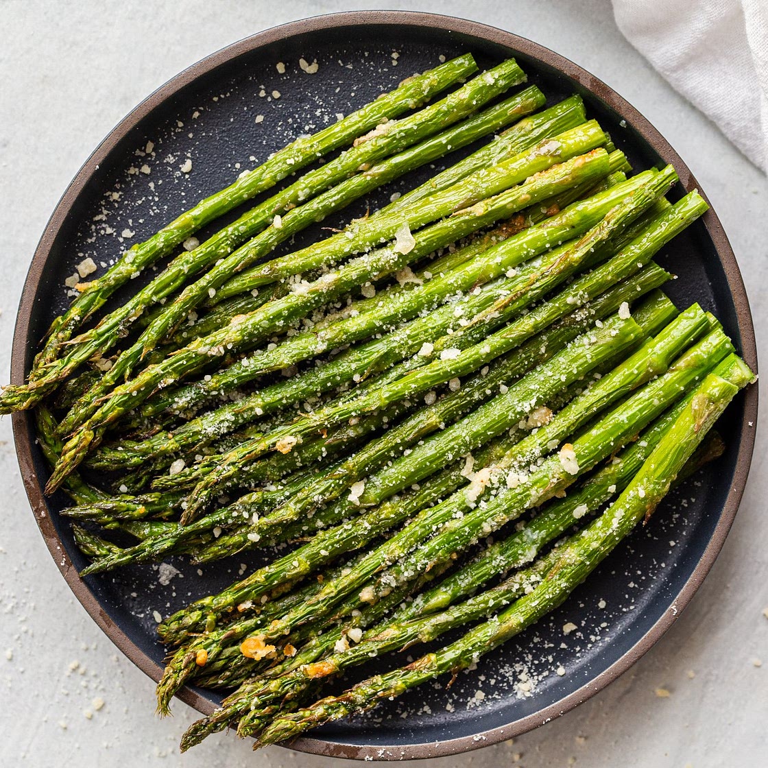 Air Fryer Asparagus (So Easy)