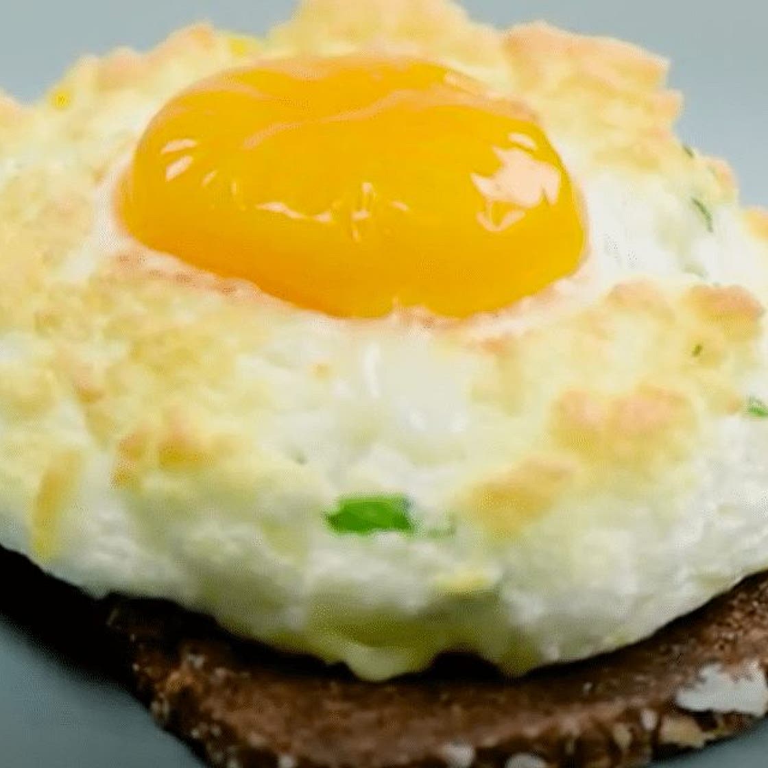 Egg In A Cloud