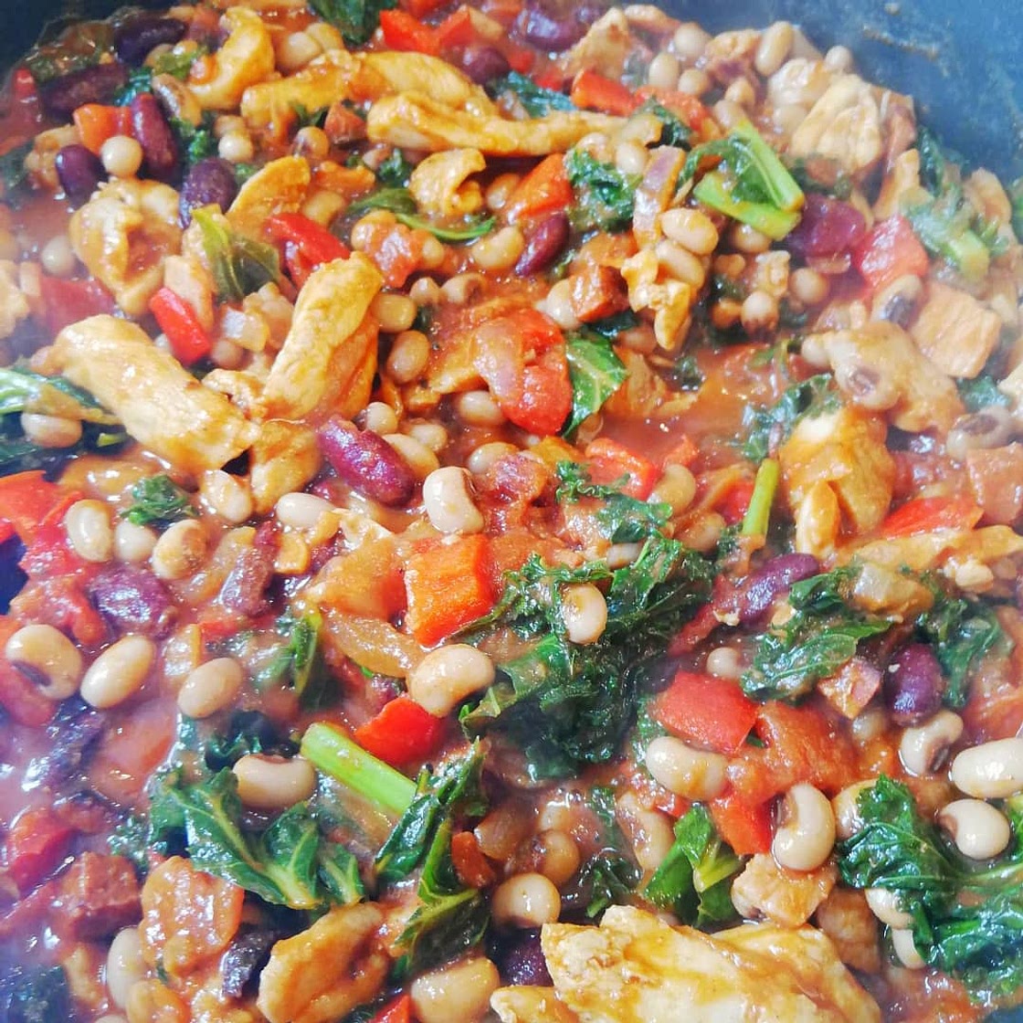Chorizo and turkey feijoada