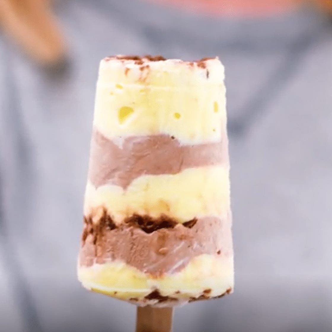 Nutella Banana Frozen Yogurt Pops
