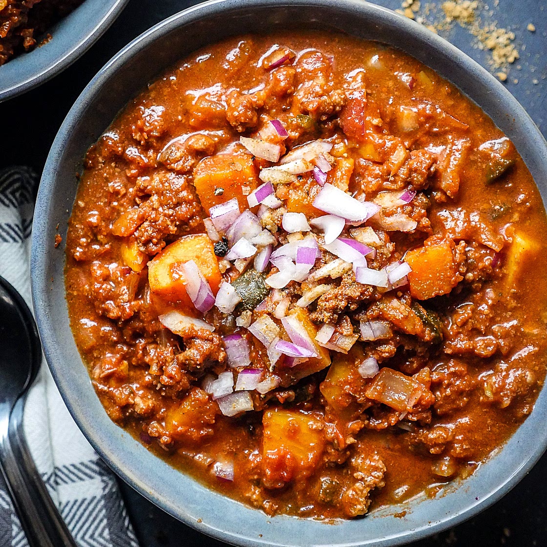 Whole30 Smoky Sweet Potato Chili