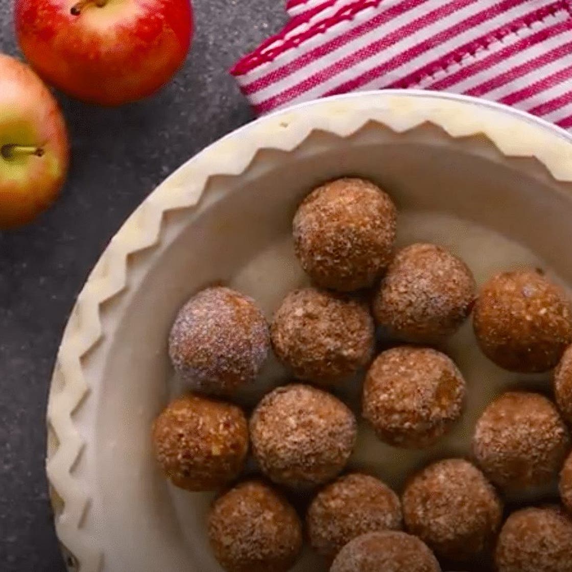 Apple Pie Energy Bites