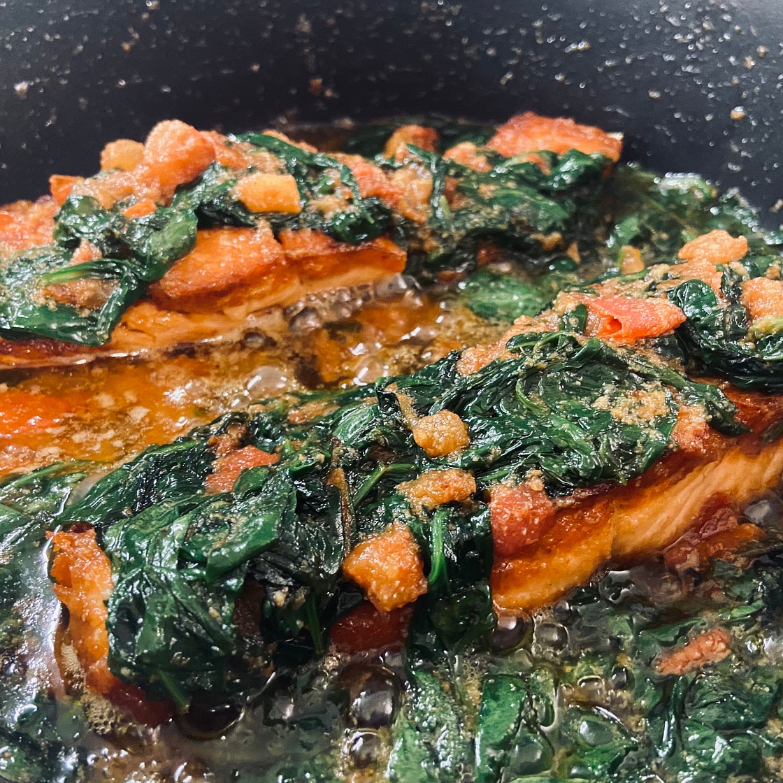 Spinach Tomato Seared Salmon