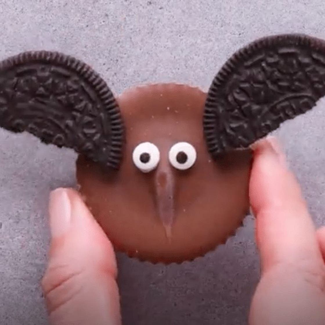 Spooky Bat Cookies