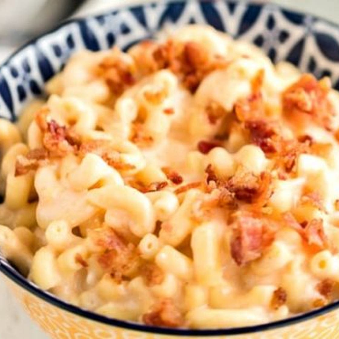 Crockpot Mac and Cheese