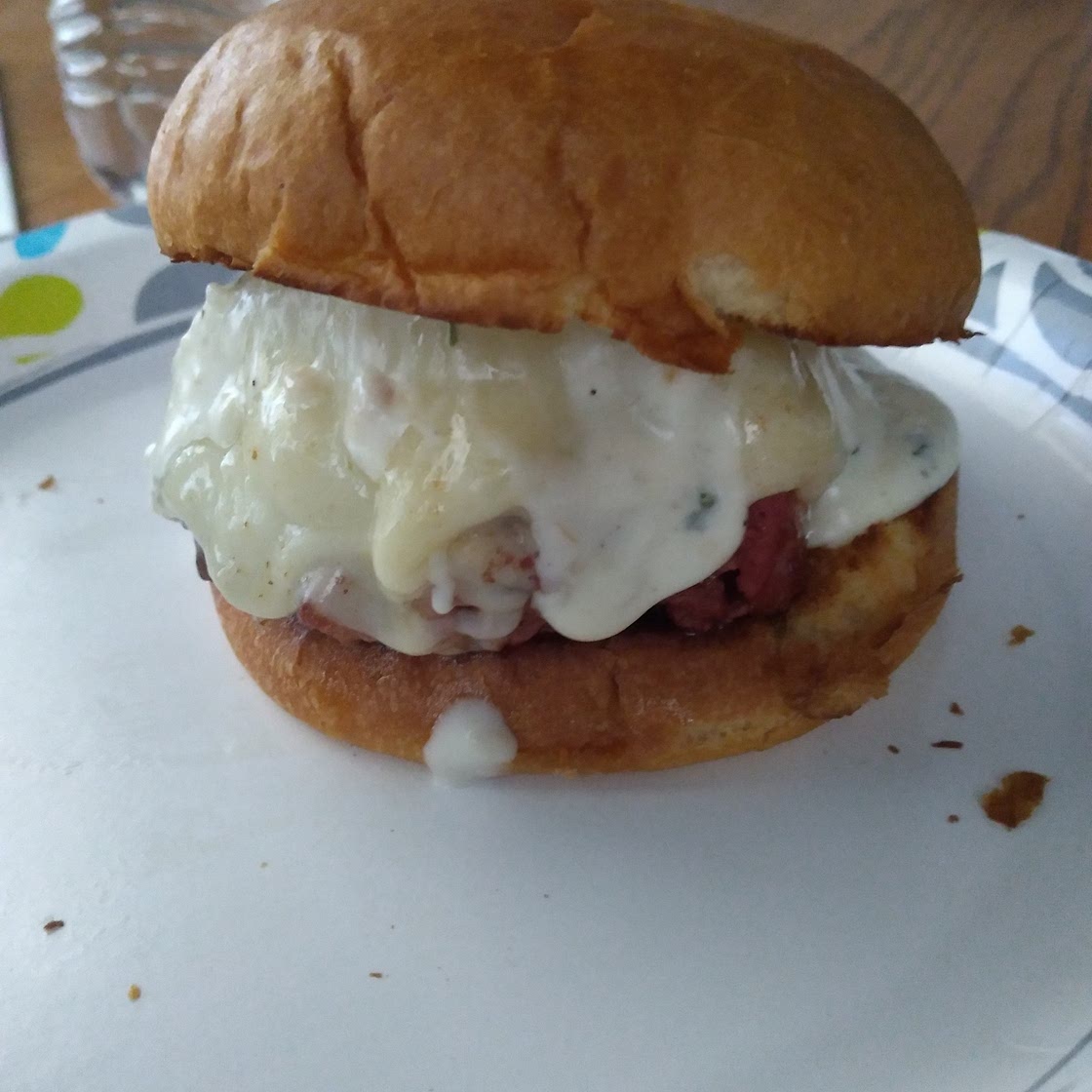 Garlic Overload Burgers with creamy garlic burger sauce