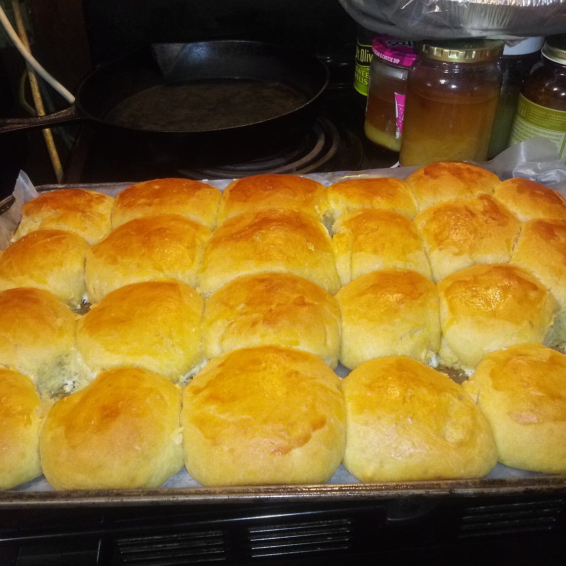 Sweet Hawaiian Dinner Rolls