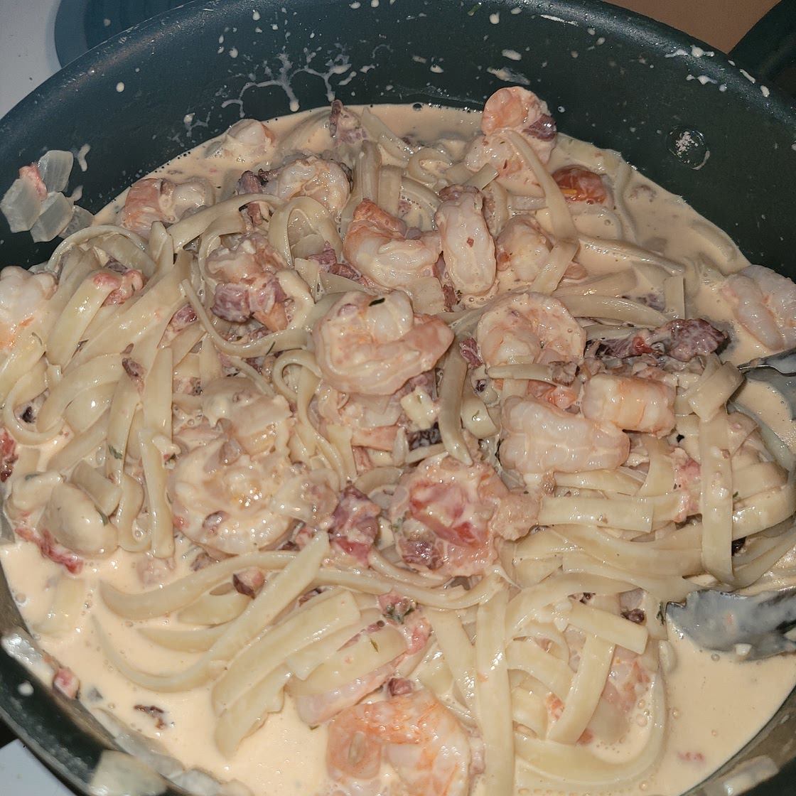 Garlic Shrimp Bacon Alfredo Recipe by Tasty