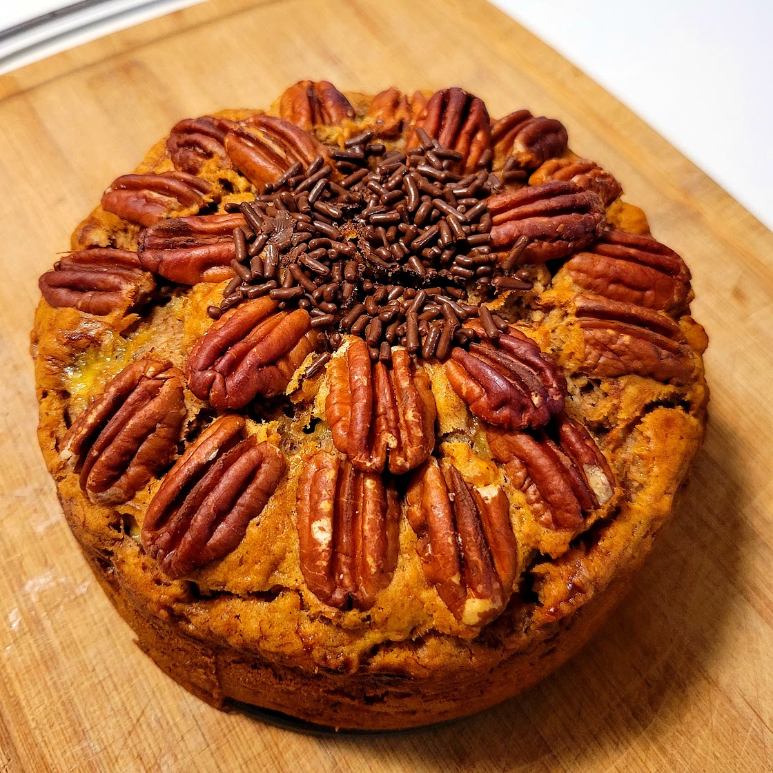 VEGAN BANANA BREAD (HEALTHY + EASY)