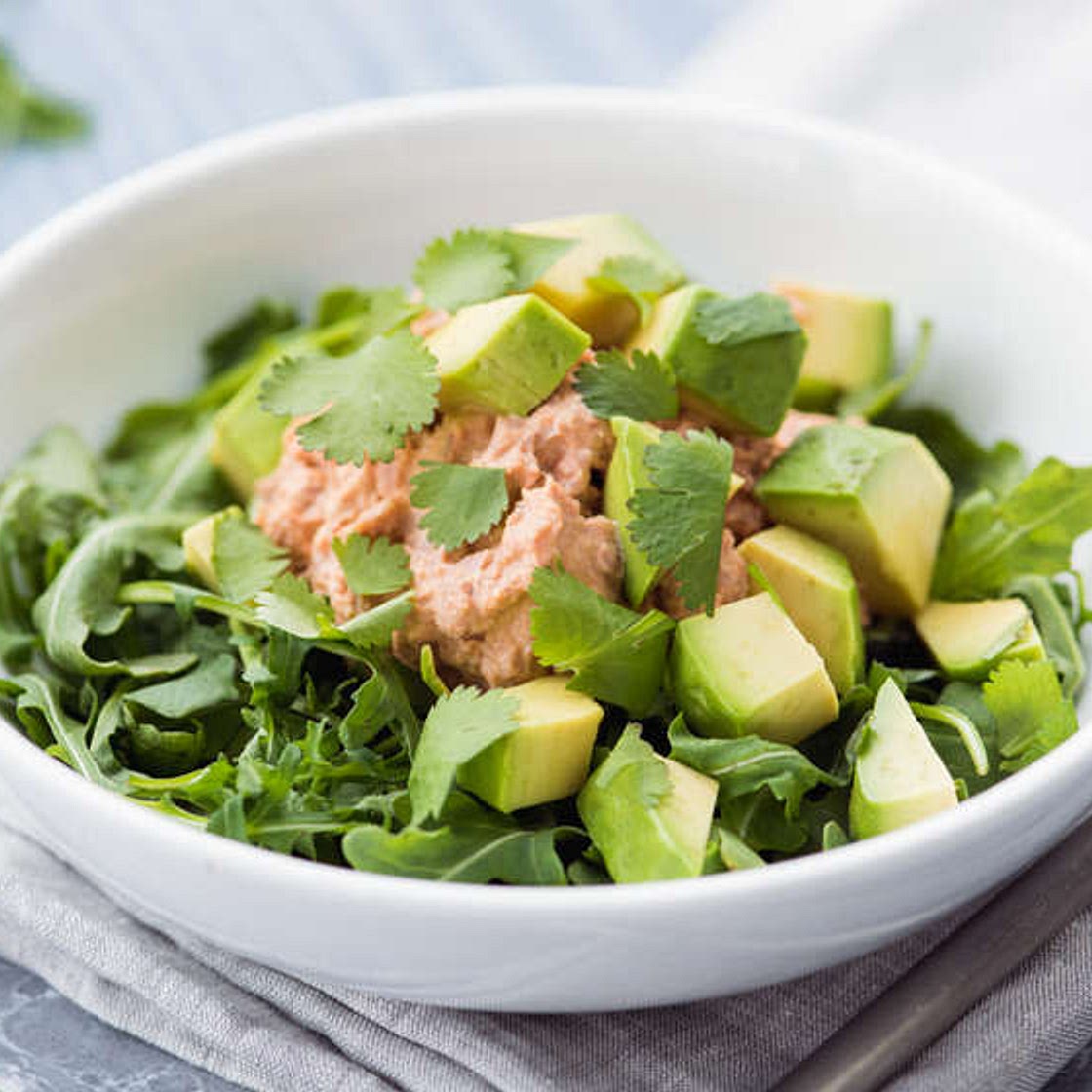 Asian-inspired tuna bowls with spicy mayo