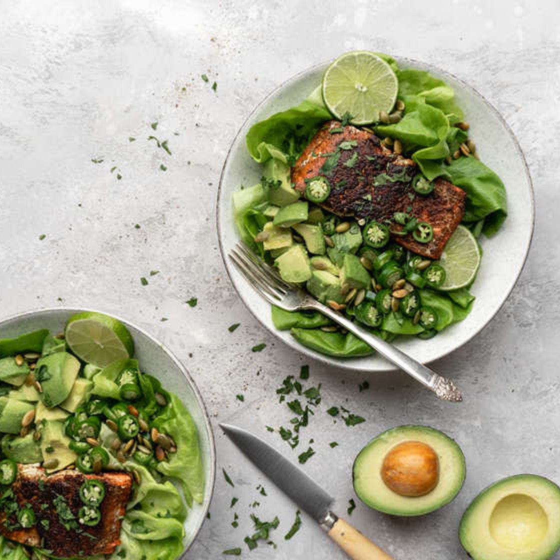 Jerk salmon with spicy avocado salad