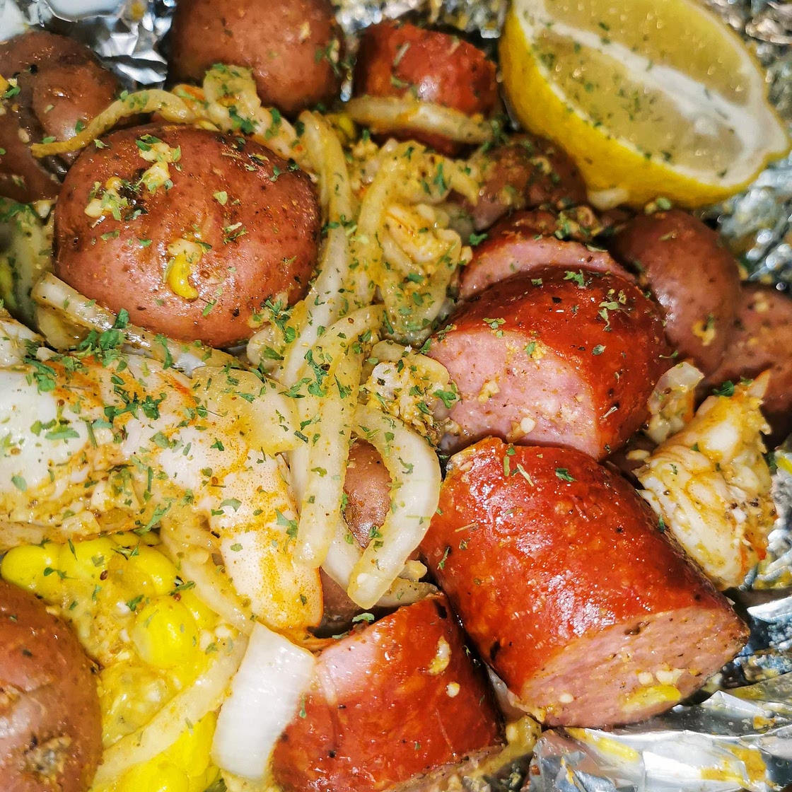 Grilled Shrimp Boil in Foil Packets