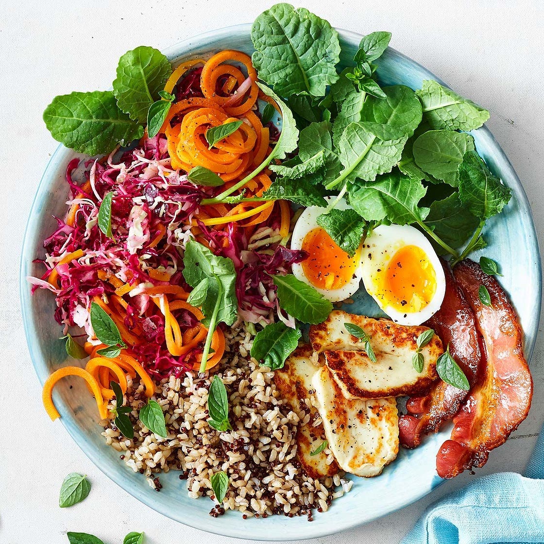 Bacon and haloumi breakfast salad