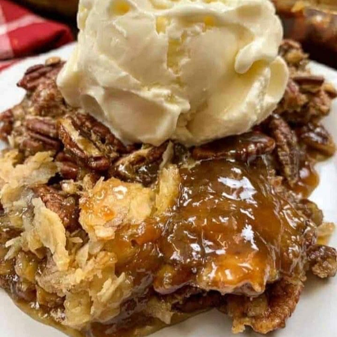 Pecan cobbler