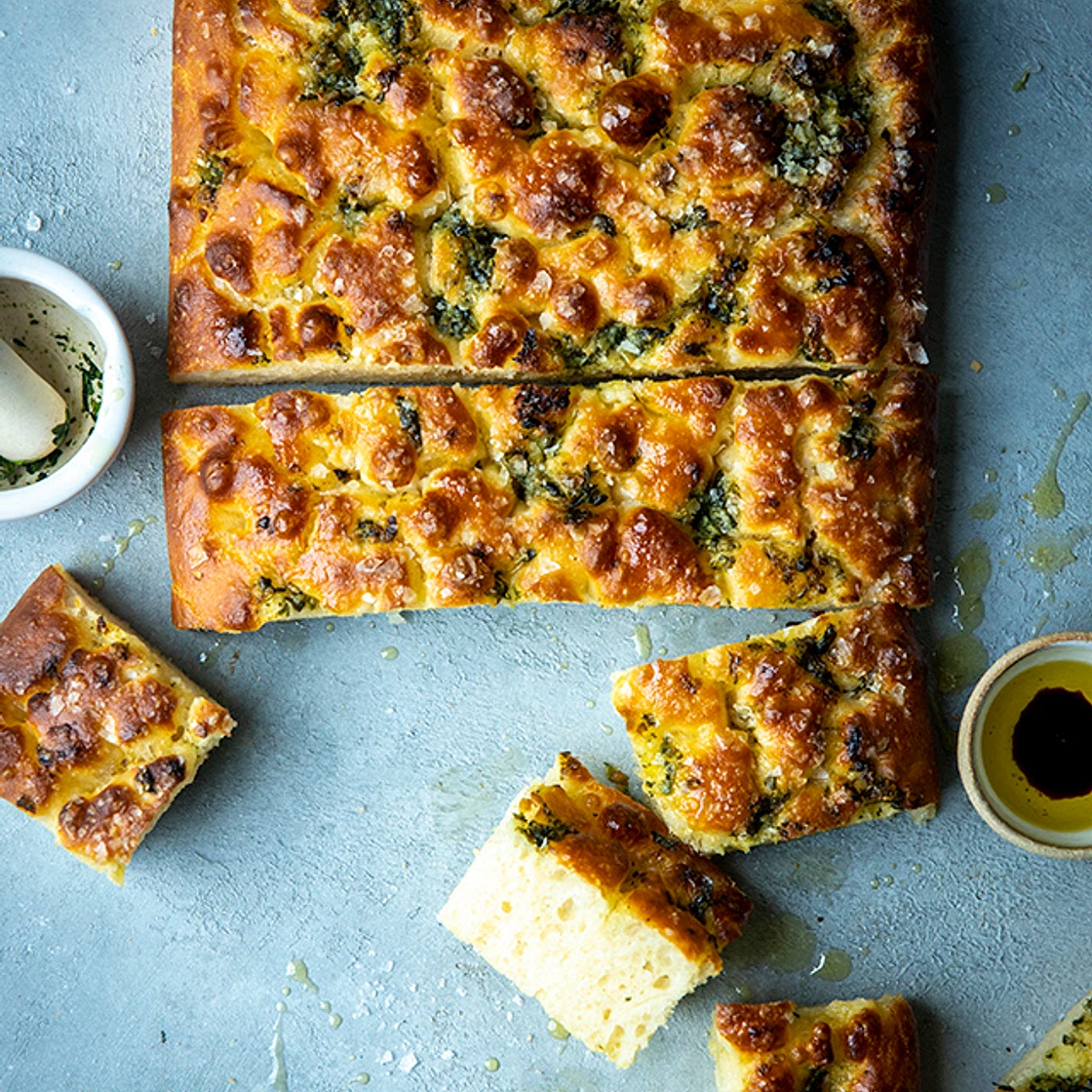 Garlic & Basil No-Knead Focaccia
