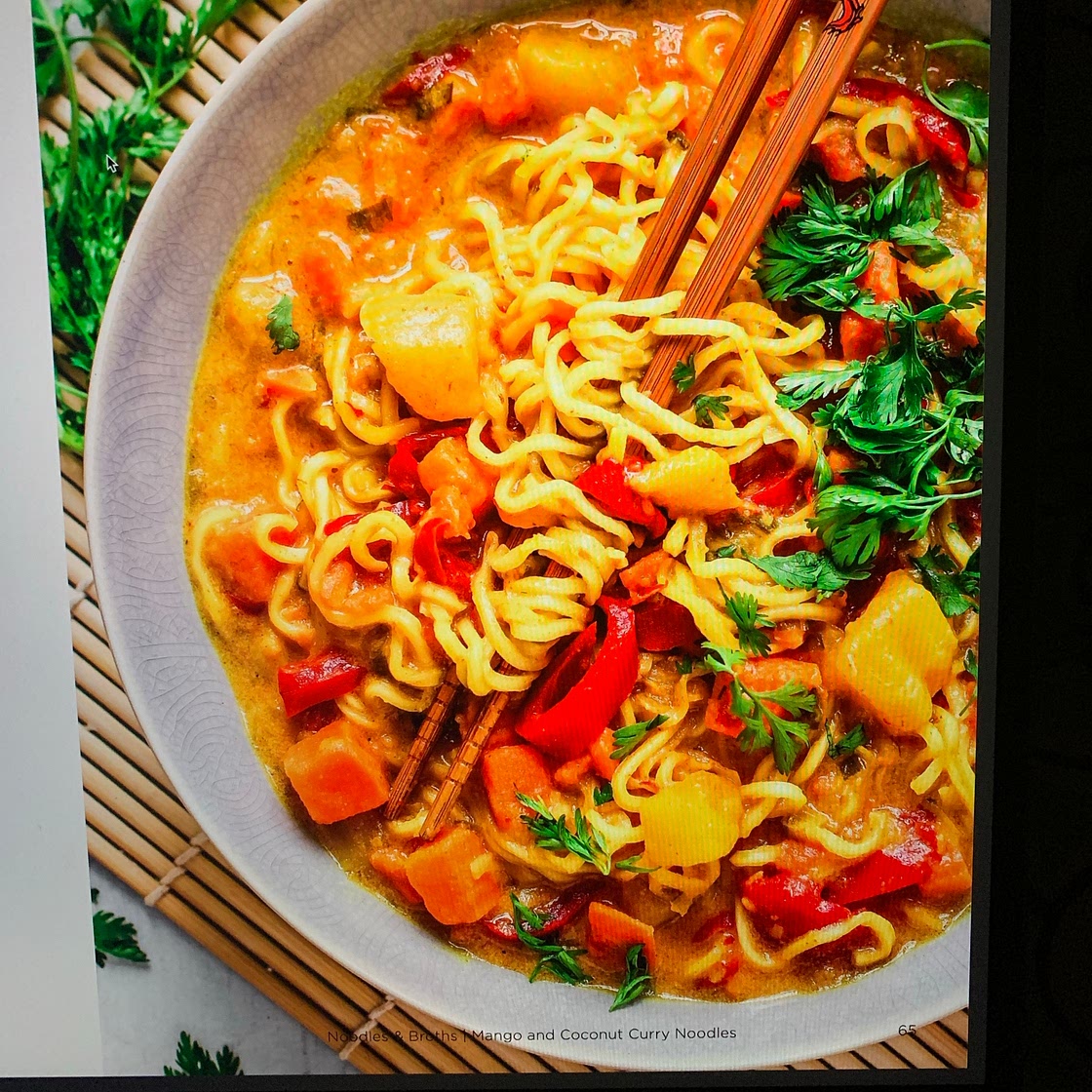 mango and coconut curry noodles 