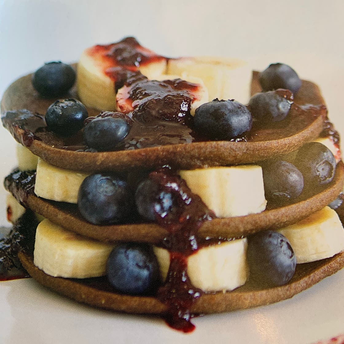 Raw vegan banana pancakes 