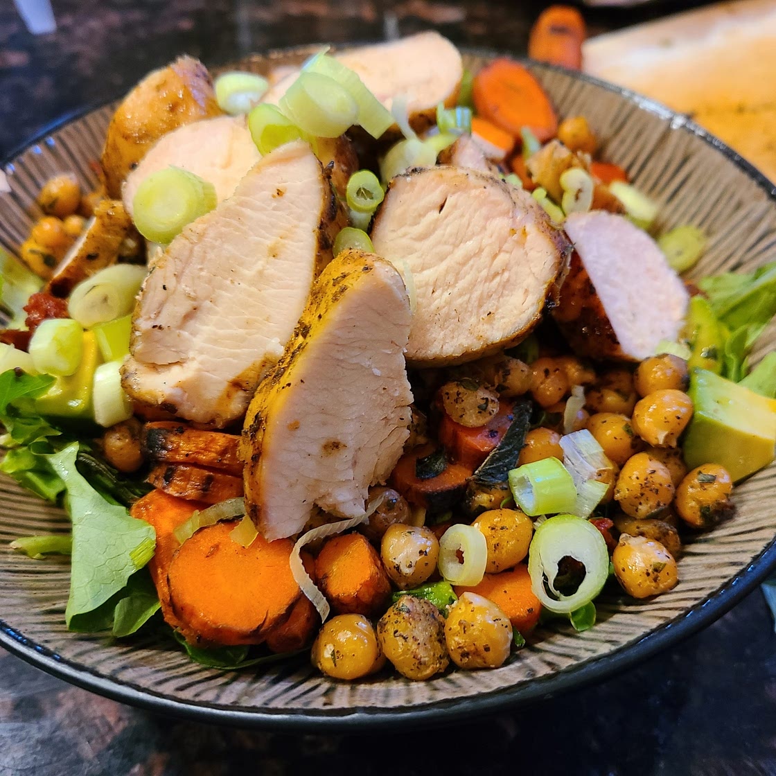 Super Green Sun-Dried Tomato Herb Salad with Crispy Chickpeas