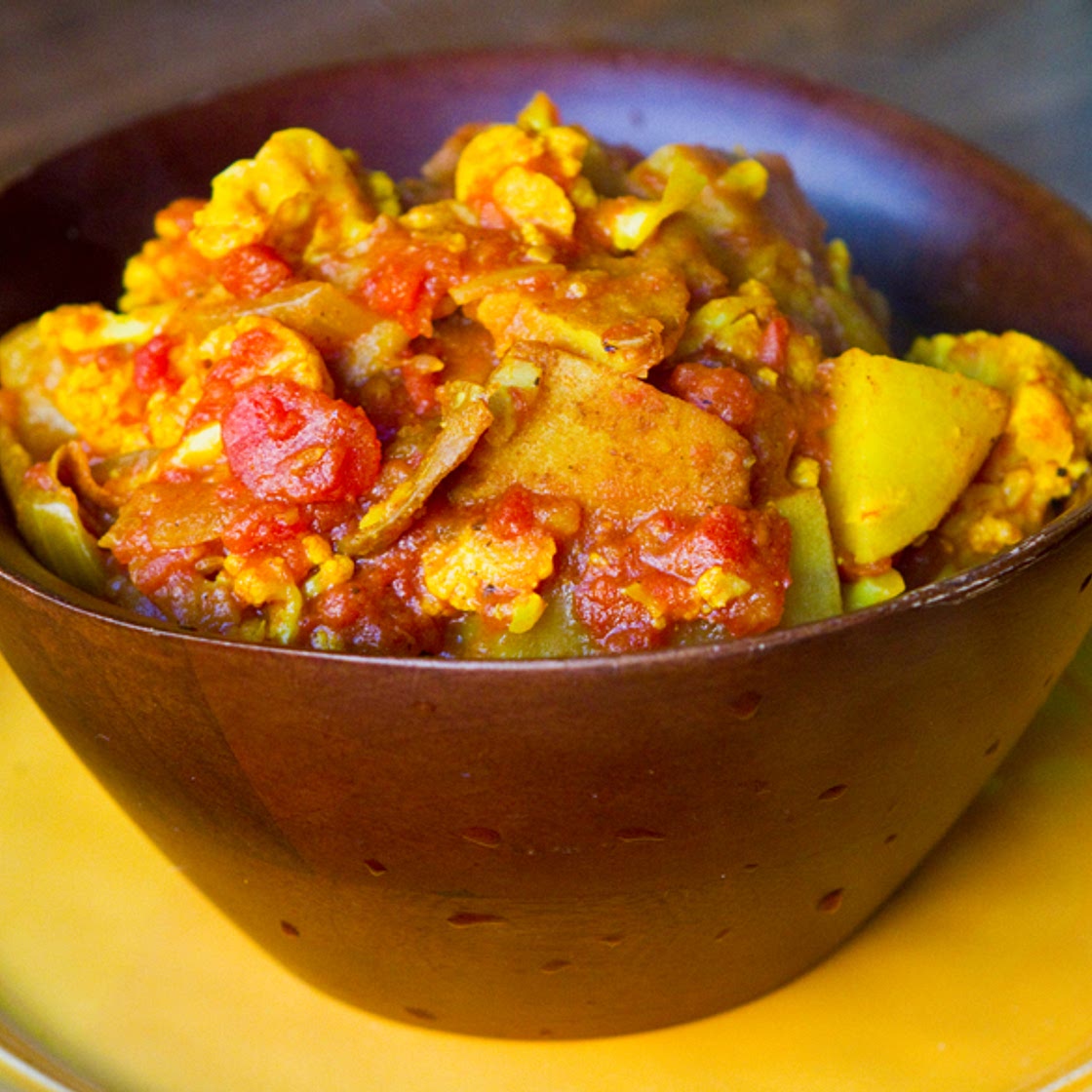 Cauliflower and Potato Curry (Aloo Gobi)