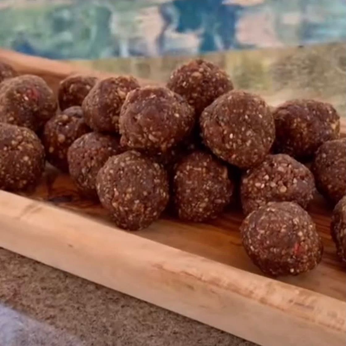 Raw vegan energy balls
