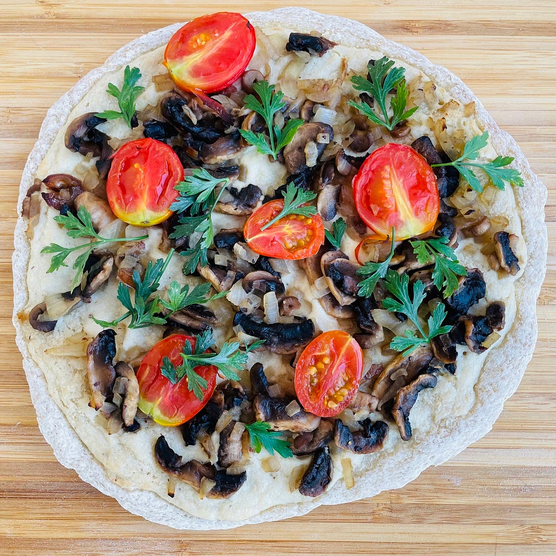 Vegan mushroom pizza