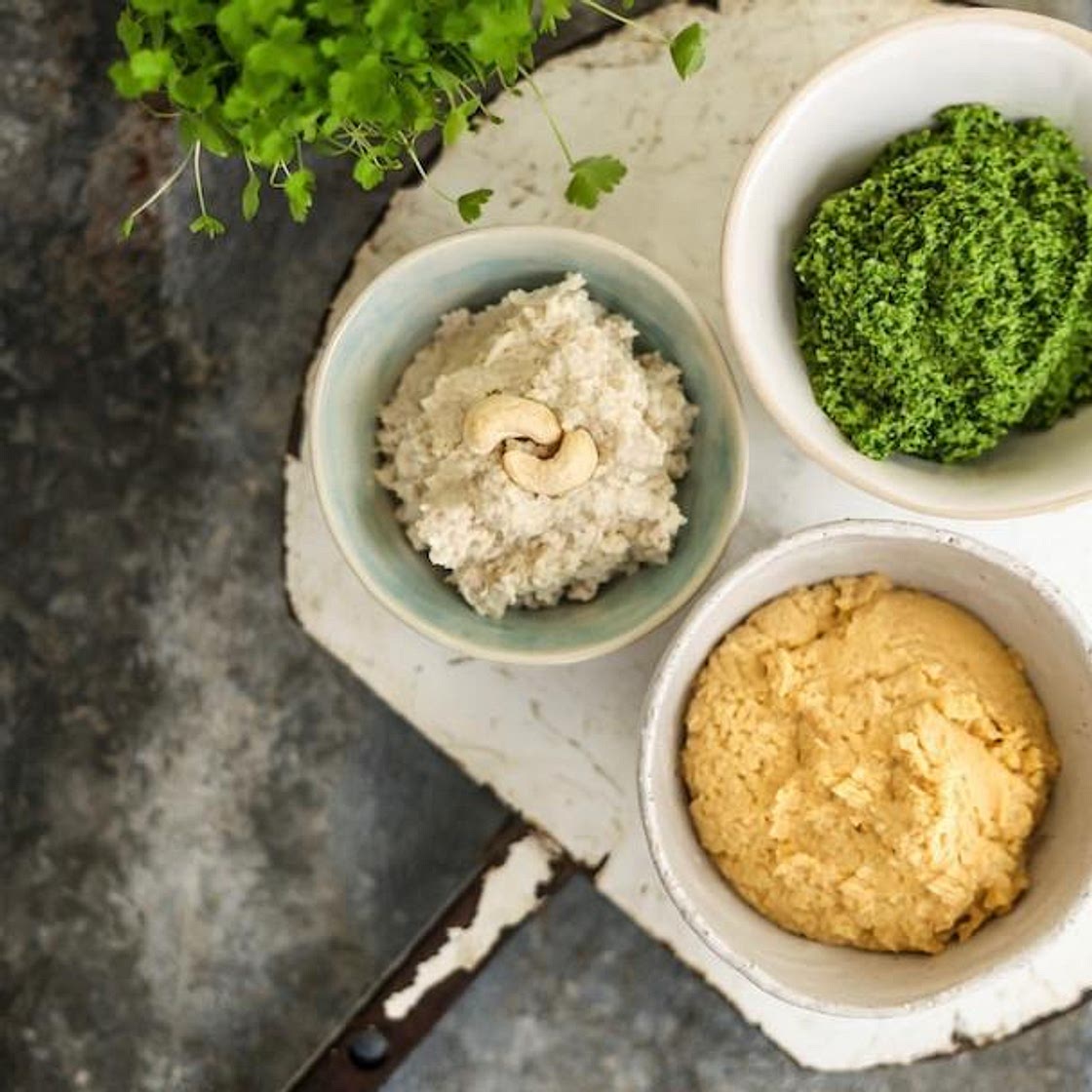 Parsley Pesto and Sesame-Free Hummus
