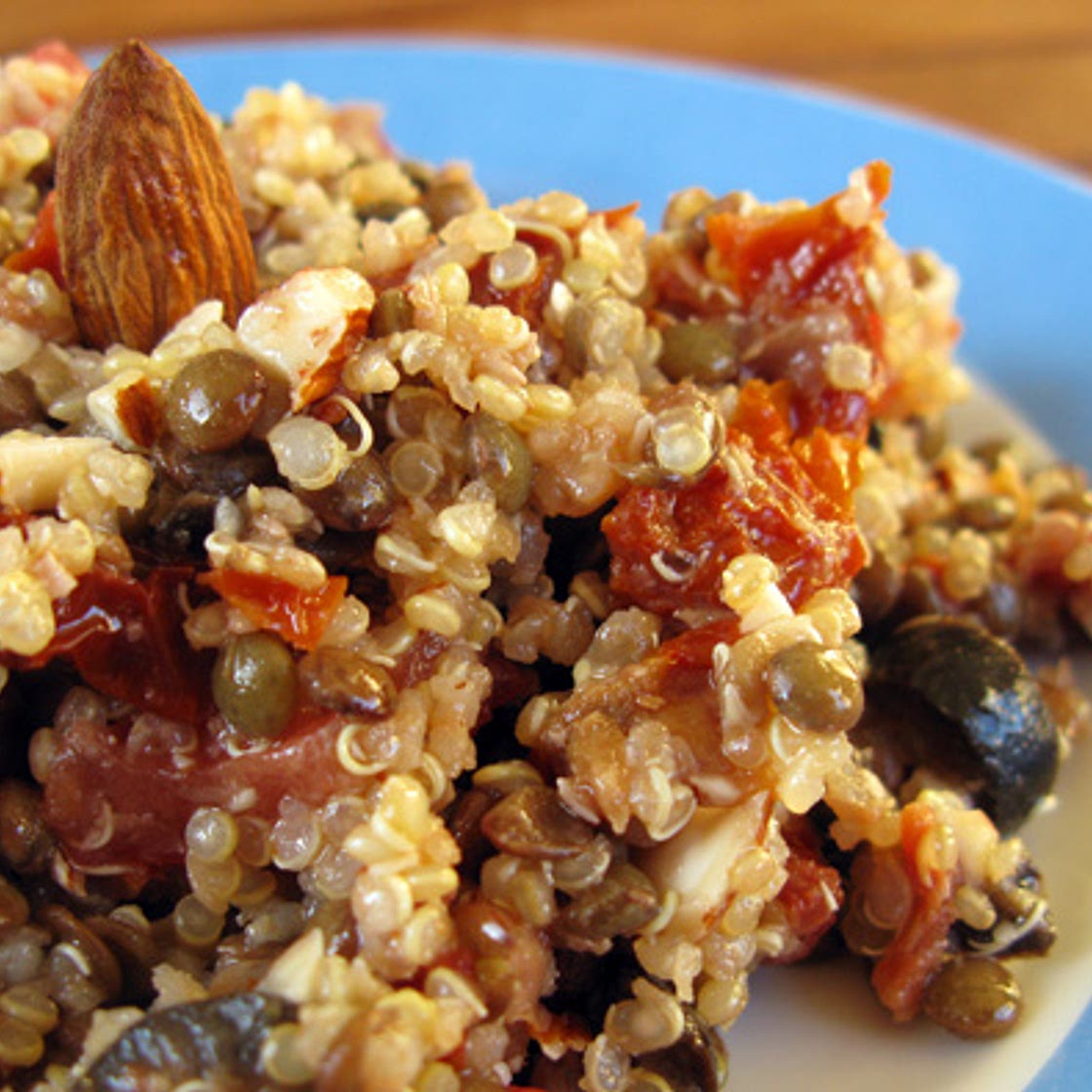 Salade protéinée aux deux tomates