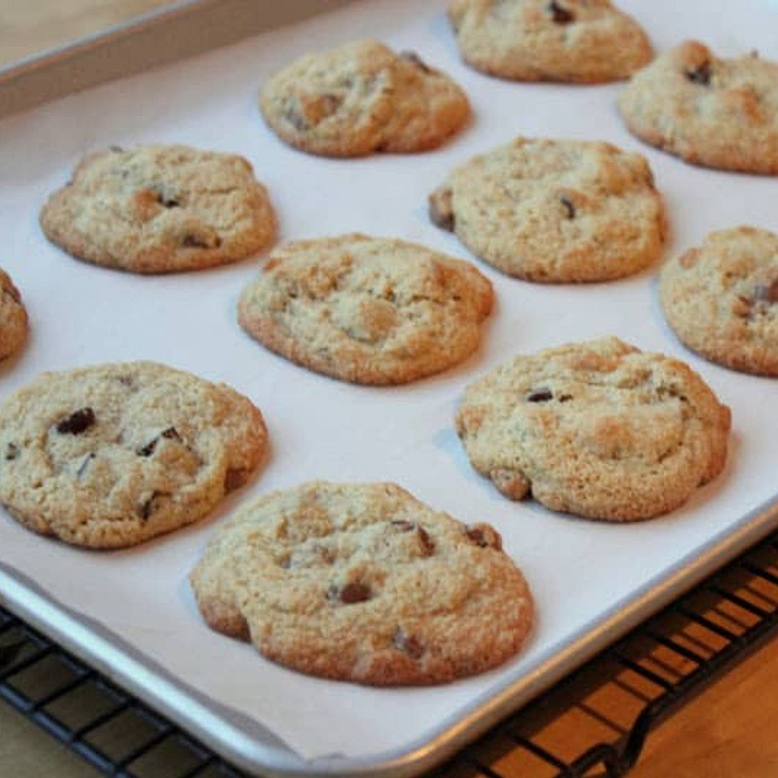 Almond Flour Chocolate Chip Cookies
