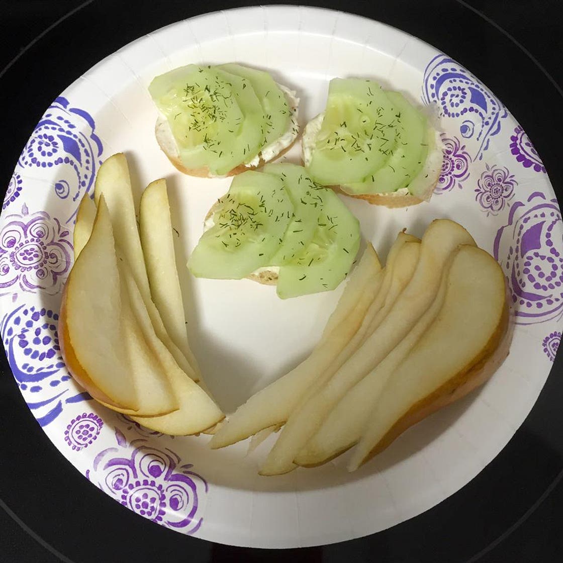 Creamy Dill Cucumber Toasties