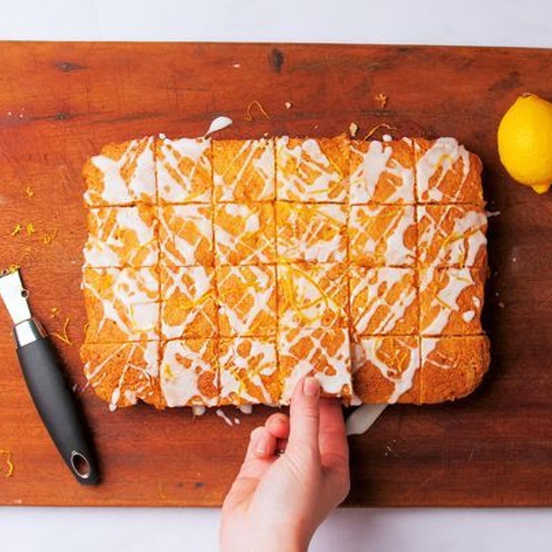 Lemon Drizzle Traybake