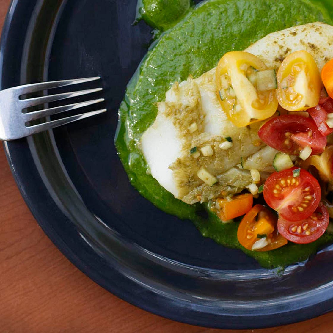 Matcha Baked Cod with Spinach Pesto and Tomato Salad