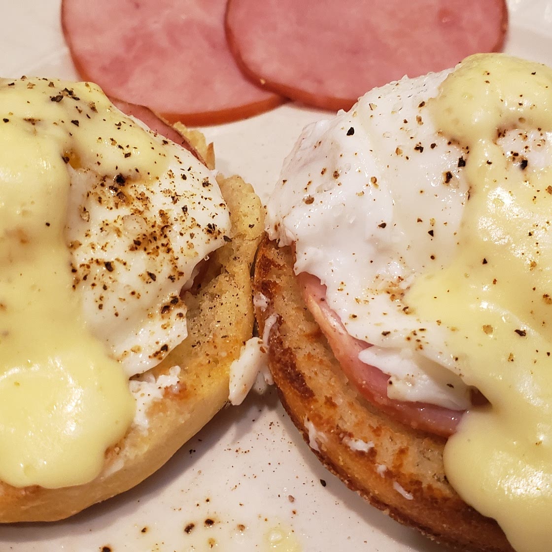 Microwave Hollandaise and Béarnaise Sauces