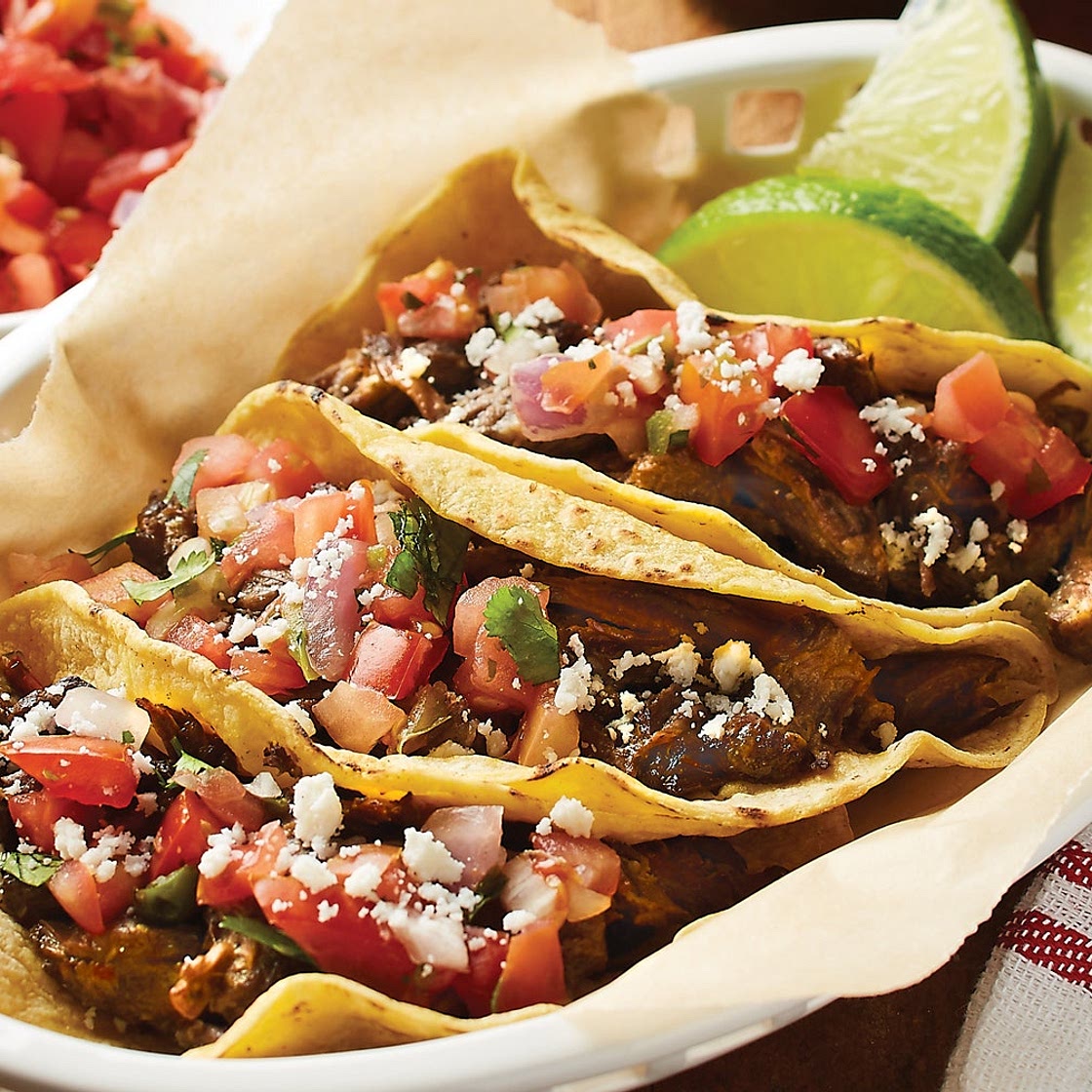 Instant Pot Beef Barbacoa Taco