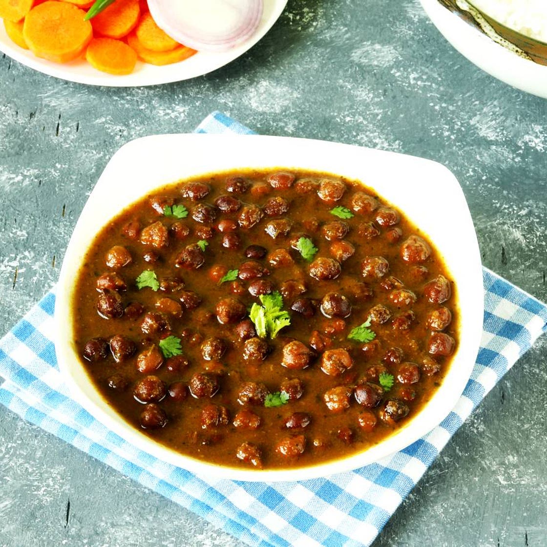 Kala Chana Recipe | Black Chickpeas Curry