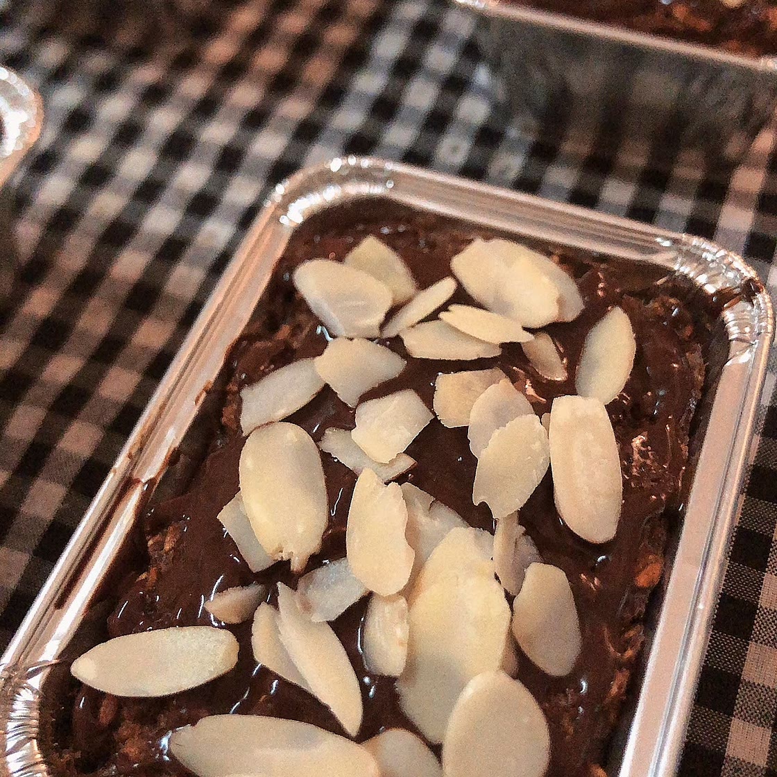 Dark chocolate Oatmeal banana cupcake 