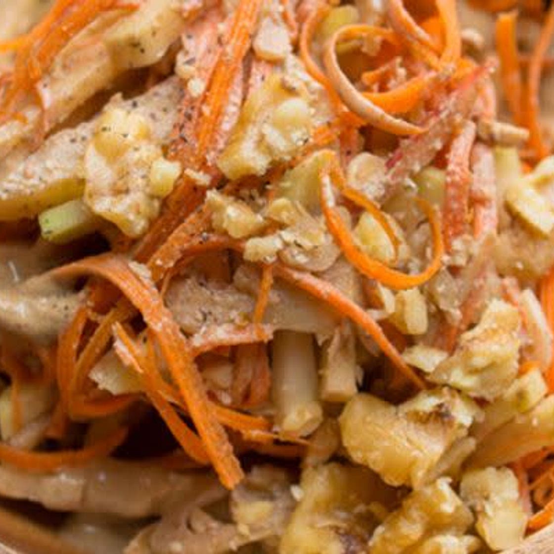 Kohlrabi Apple Slaw