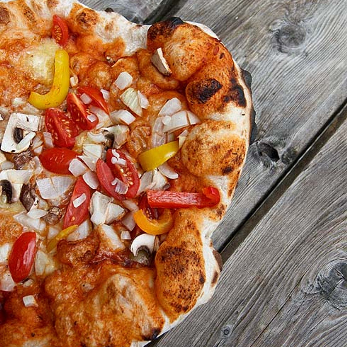 Alm-Rezepte: Schnelle Pizza - Plötzblog - Selbst gutes Brot back