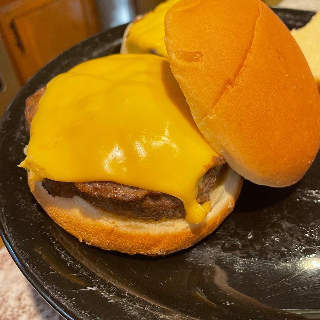 Juicy Cheeseburgers