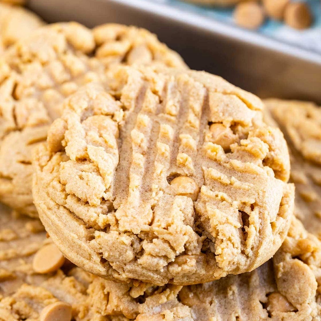 XL Bakery-Style Peanut Butter Cookies 