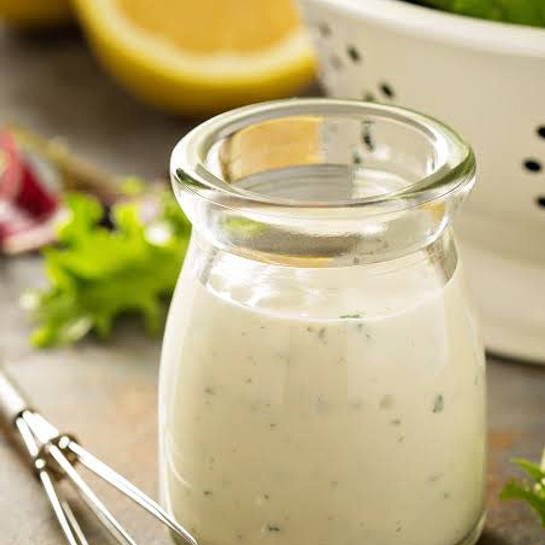 Aderezo blanco para hot dogs