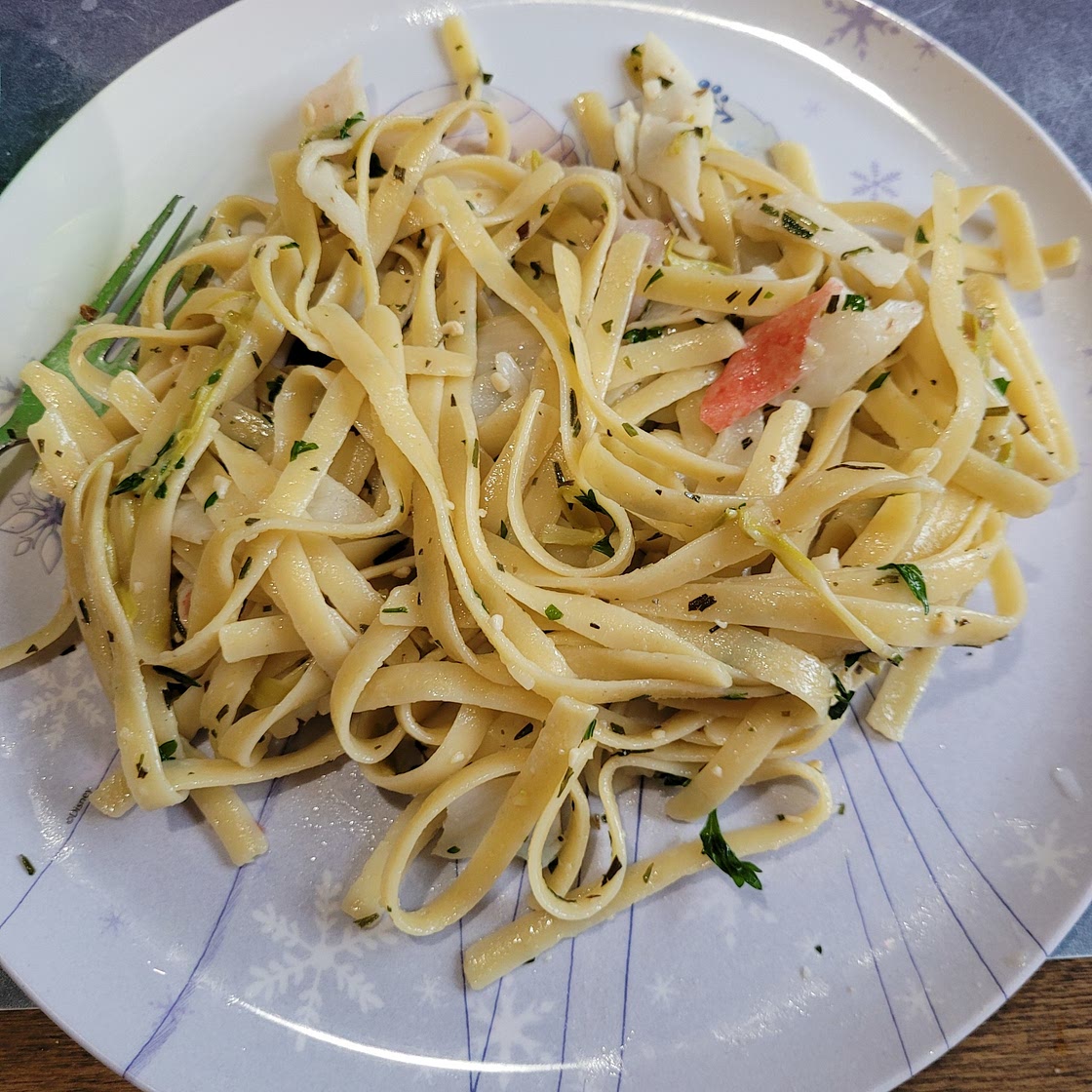 Fettuccine With Crab and Asparagus