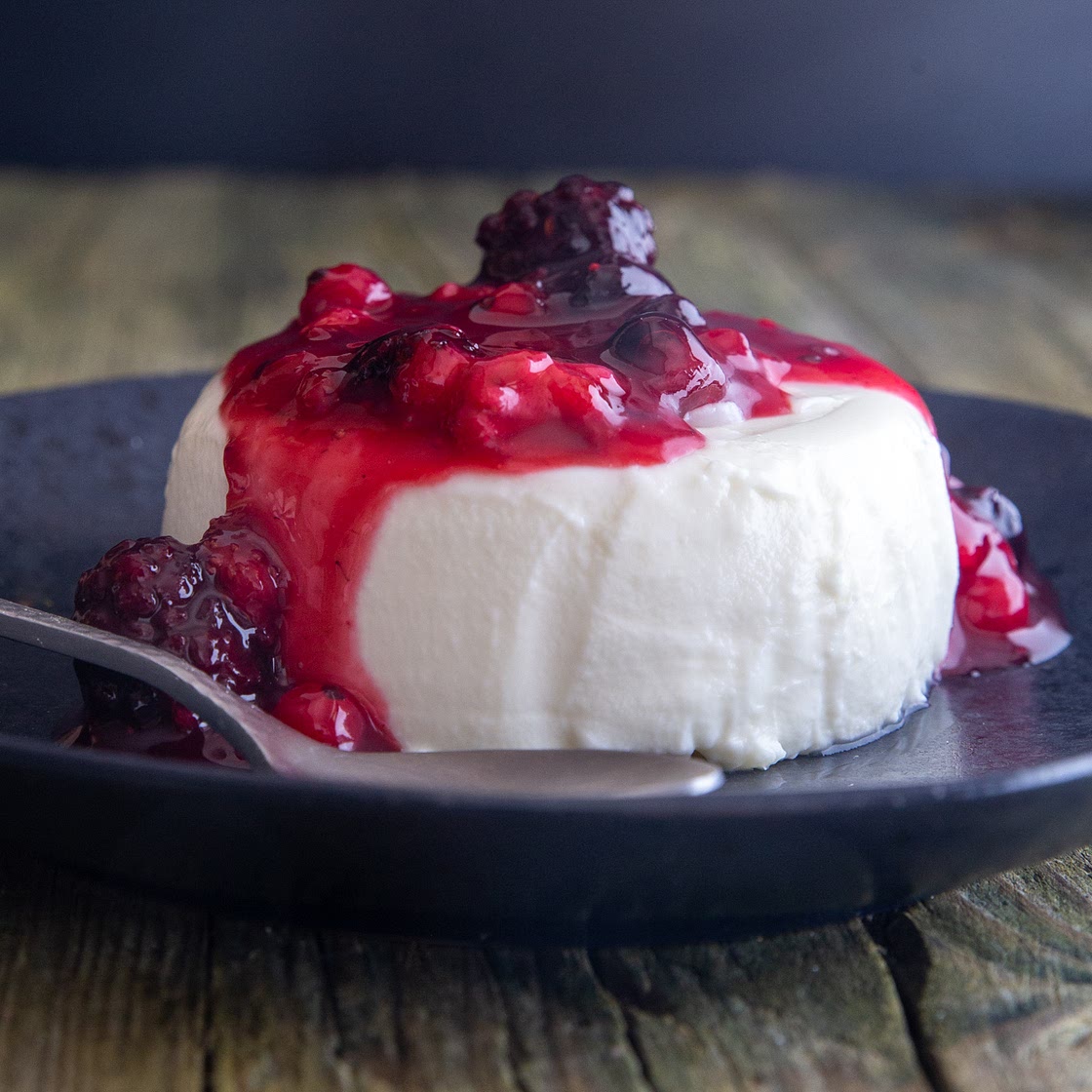 Creamy Vanilla Panna Cotta Recipe