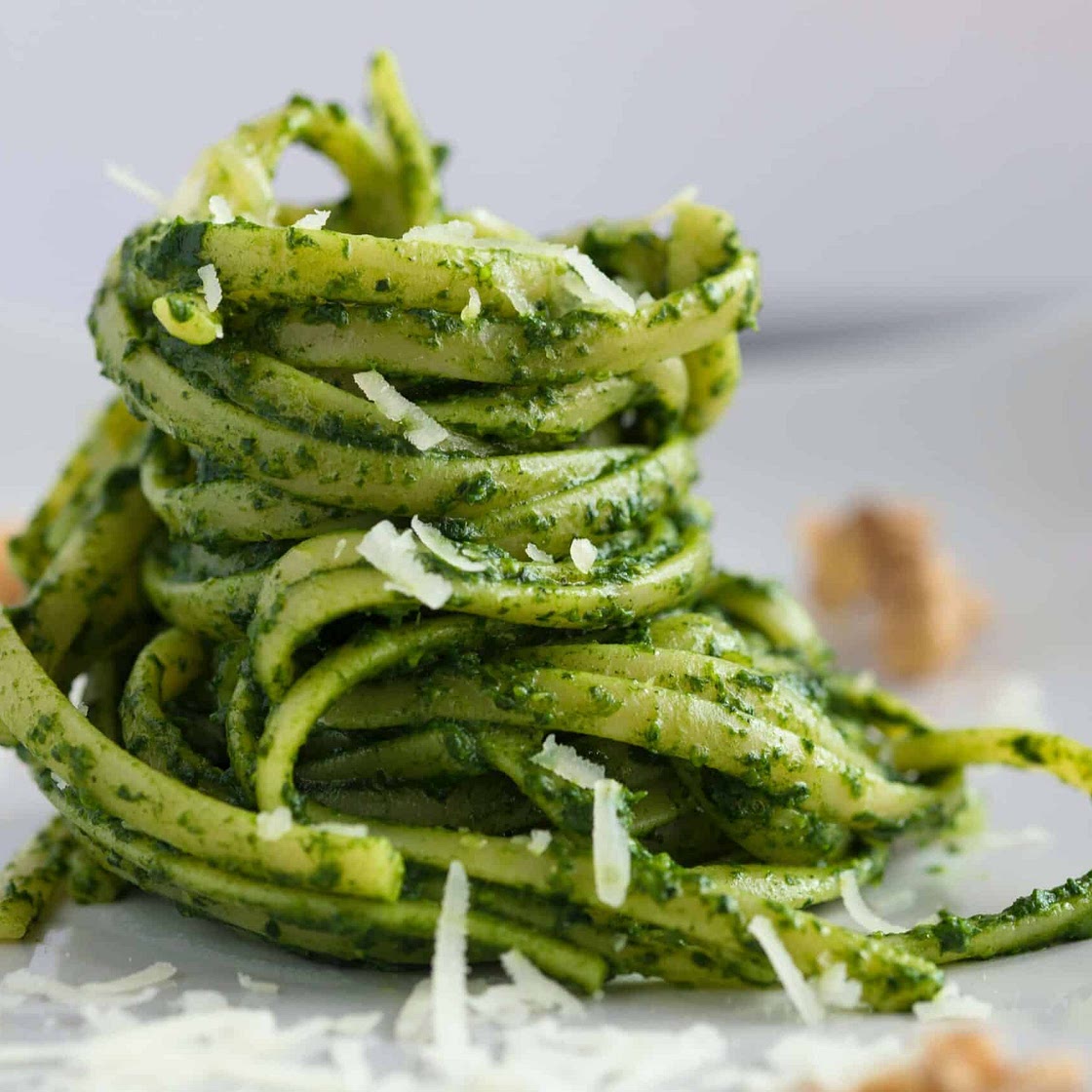 Low-FODMAP Fresh Garden Pesto