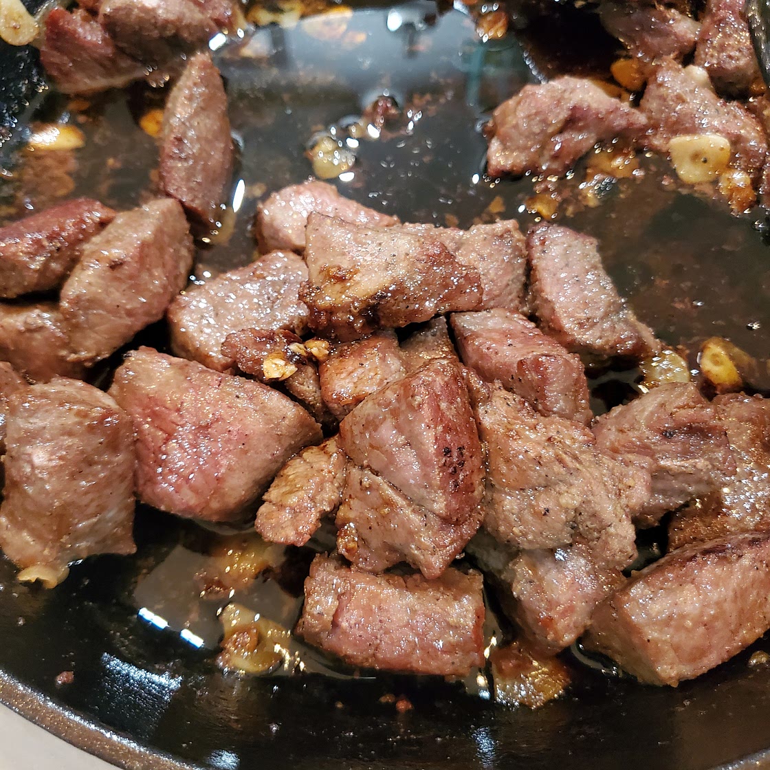 Garlic Steak Bites
