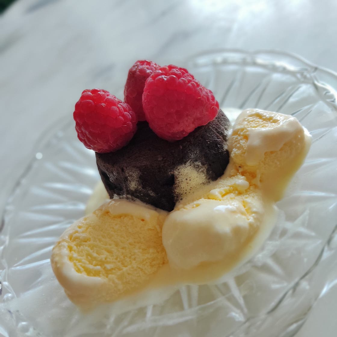 Coulant con helado POSTRE