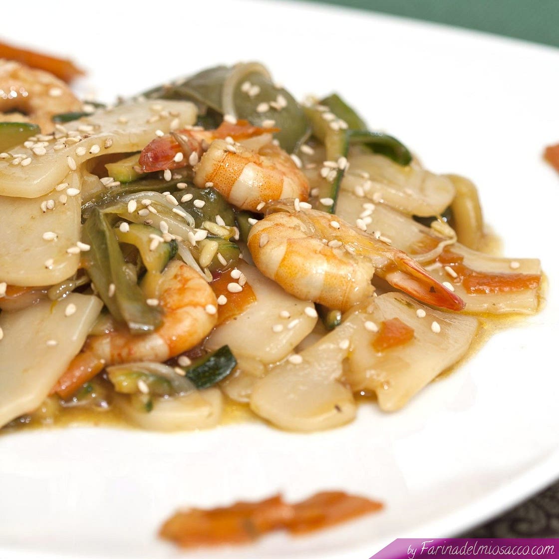 Gnocchi di Riso saltati con Gamberi e Verdure